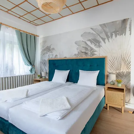 Holiday home Delfin Sziv Haza - Szauna Es Jakuzzi